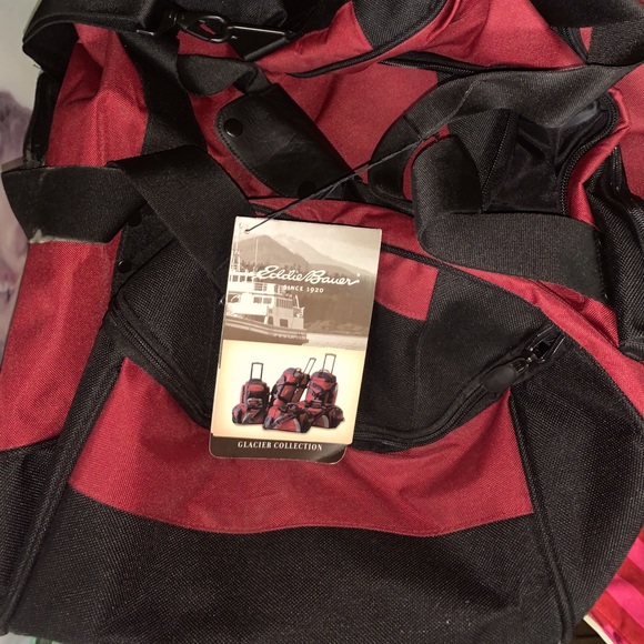 Eddie Bauer suitcase - Picture 1 of 2